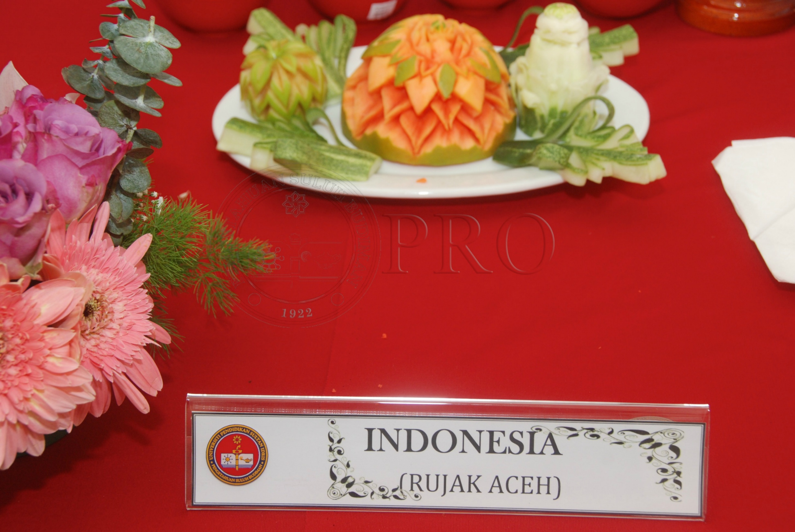 PRO 12 136 food DSC 9164